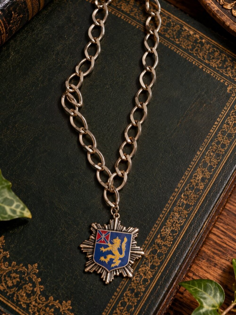 Vintage Heraldic Lion Crest Medallion Necklace Silver Tone Enamel Chunky